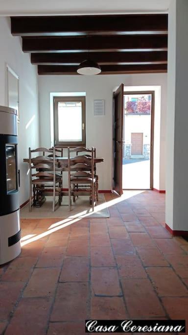 Antica Torre Del Castello Casa Ceresiana Villa Carabietta Luaran gambar